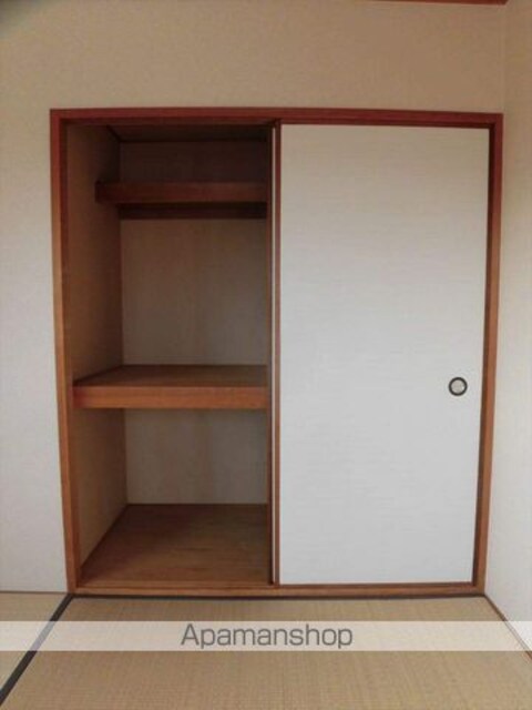 ヴィラ紀水[2DK/44.5m2]の収納