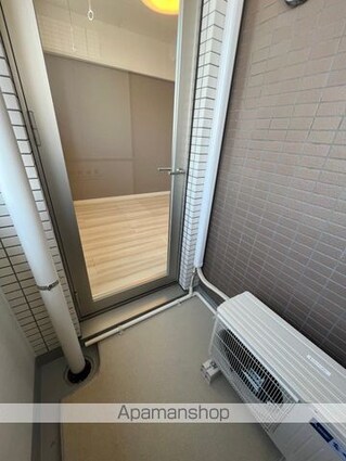 ＣＲＥＡＴＩＦ中野[1R/25.27m2]のバルコニー