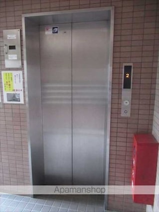 リベラルパレス新留[2DK/61.02m2]の共用部2
