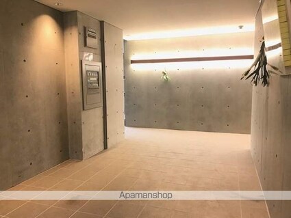 アーバンシャトー千葉[2K/38.7m2]のロビー