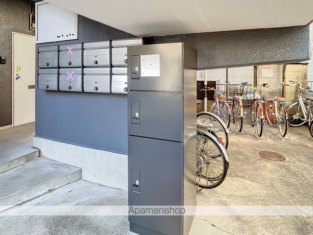 マンション吹上の玄関写真