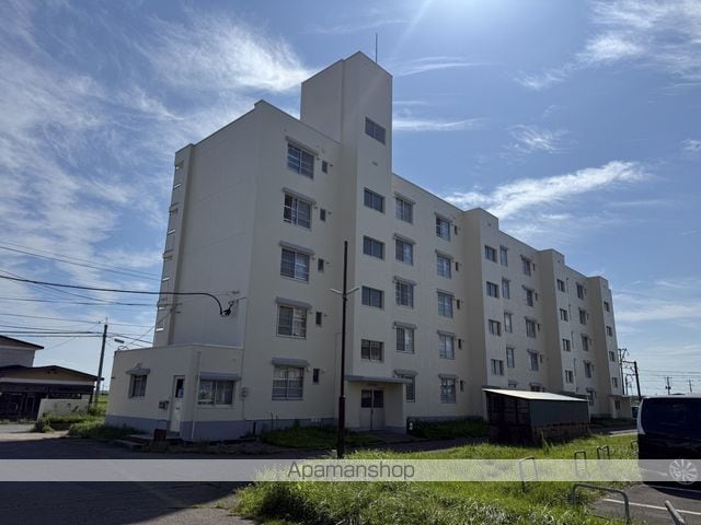 ビレッジハウス飯田川1号棟の外観写真