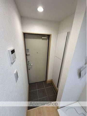 NESALLAの内装写真