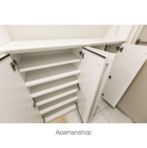 コンフォリア高島平の内装写真