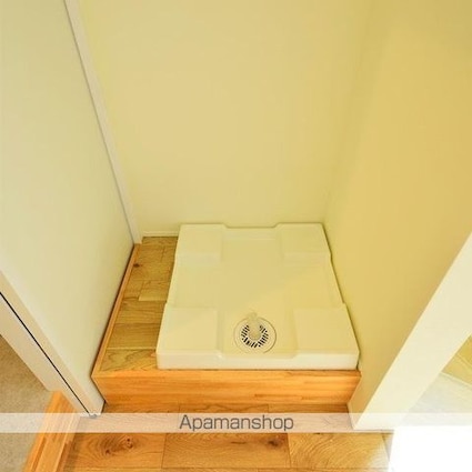 東京都新宿区舟町[1R/22.19m2]の収納