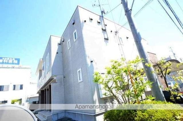 アルモニー中野 A棟の外観写真