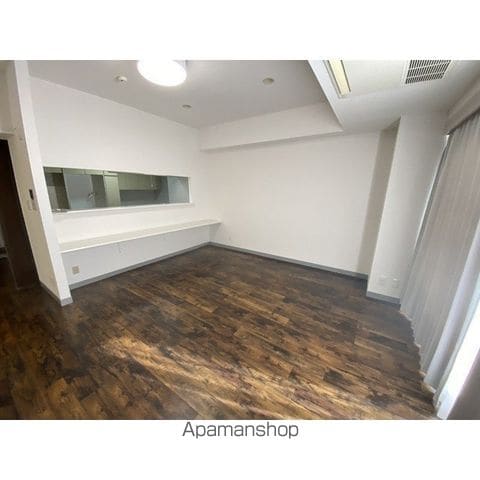 ポートタワー山下町の内装写真