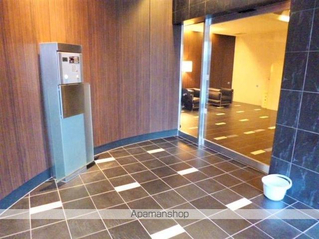 レキョウバシスクエアの玄関写真