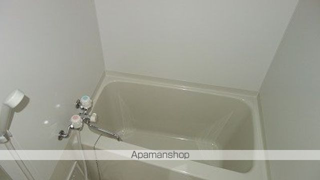 ヴィラナリー川津2号棟の内装写真