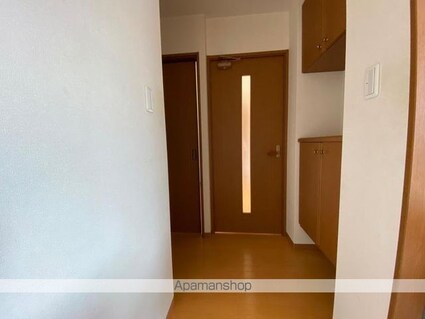 フォブールタウン成合Ｄ・Ｅ棟[3DK/58.38m2]の玄関