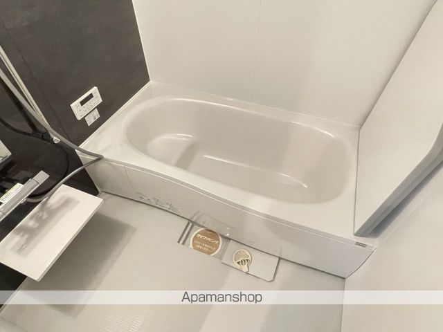 プレシャス初生の内装写真