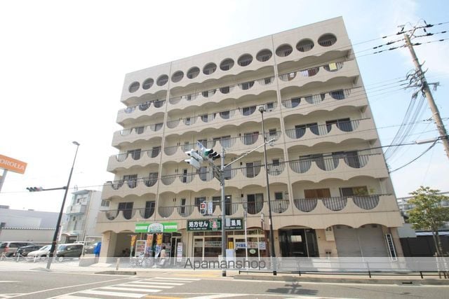 中村マンションの外観写真
