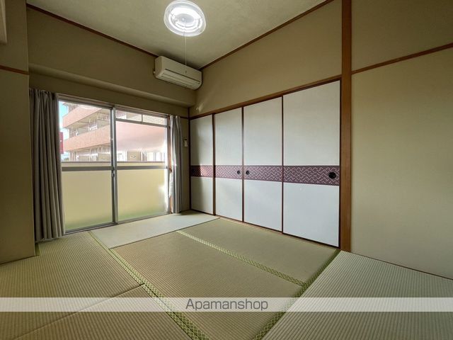 椎山マンションの内装写真