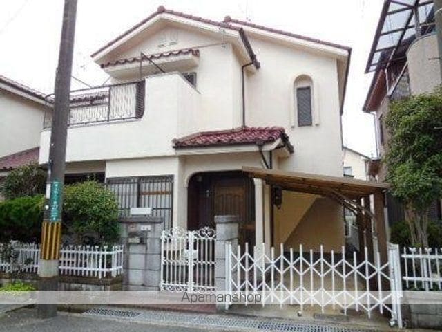 真上町6丁目戸建の外観写真