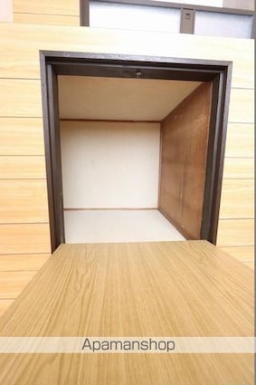 香川県高松市鶴市町[3K/68.83m2]の内装