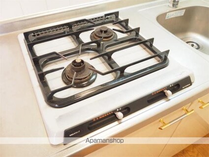 ルーブル南麻布[1K/30.75m2]のキッチン2