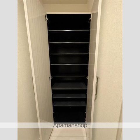 コロンヤマシナの内装写真