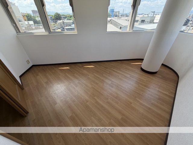 クリスタルビュー豊中南の内装写真