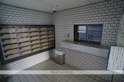 コスモリード四谷三丁目（旧モンセラート四谷）[1R/18.65m2]の共用部2