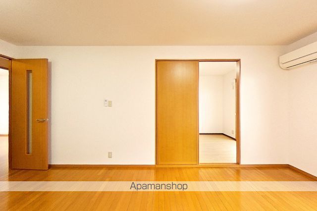 ヴィレッジ札場 A棟の内装写真