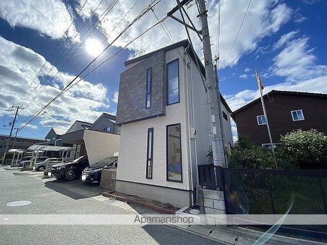 町坪戸建ての外観写真