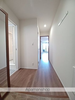 ハーモニー多摩平[2LDK/47.18m2]の玄関