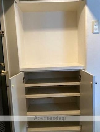 プレステージ栗林[1K/26m2]の収納