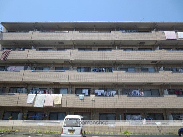 グランドハイツ武蔵野の外観写真
