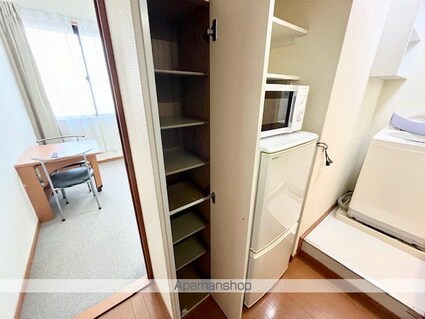 レオパレスくるまや[1K/20.28m2]の収納1