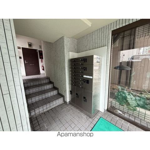 ティアイ池下の玄関写真