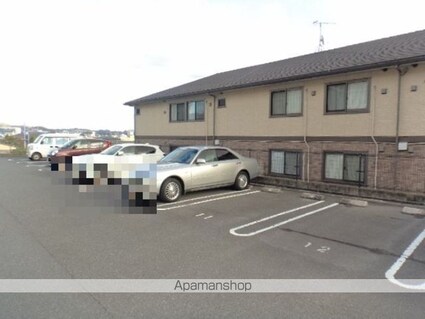 グレイスヒルズ蔵王　Ｄ棟[2LDK/62.87m2]の駐車場