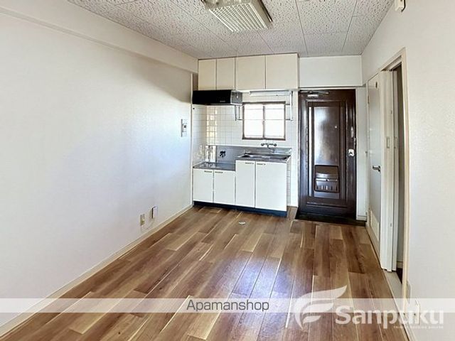 五十鈴マンションの内装写真