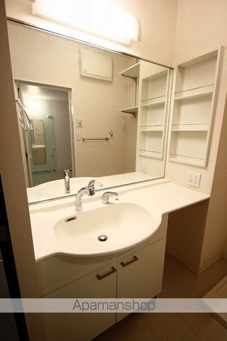 サンクテュエール IIの内装写真