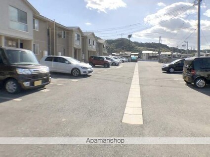 和歌山県和歌山市内原[3LDK/66.67m2]の駐車場3