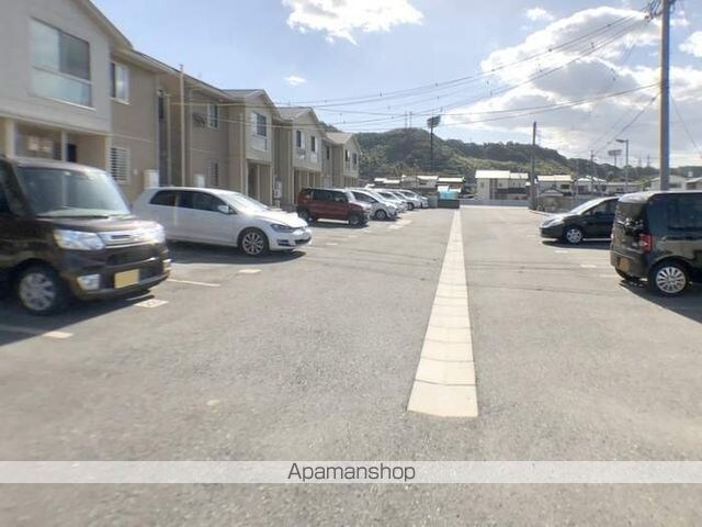 和歌山県和歌山市内原[3LDK/66.67m2]の駐車場3