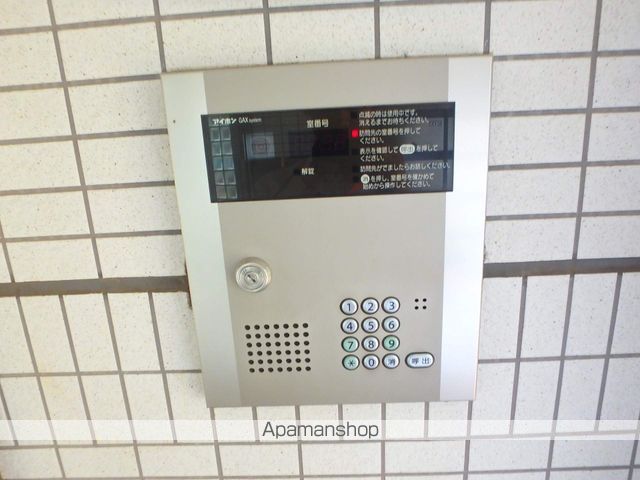 PARK SIDE 葉月館の玄関写真