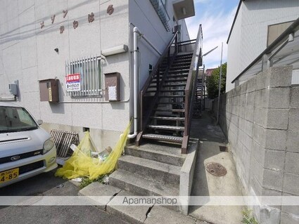 メゾンかわはら[3DK/50m2]のエントランス