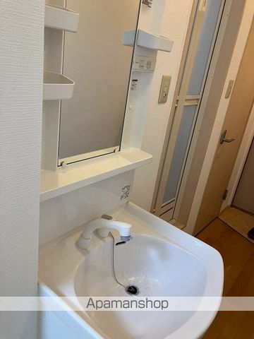 セレブマンションIIIの内装写真