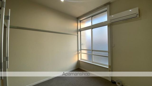 エクレールの内装写真