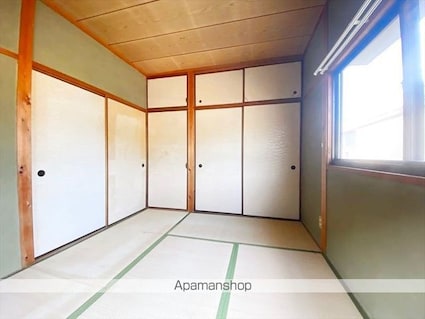 コーポ８５中棟[2DK/38m2]のリビング・居間