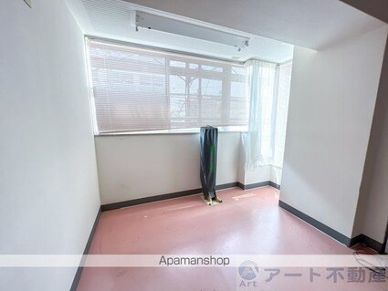 サクラメントハイツ（テナント）[1R/104.3m2]の内装2