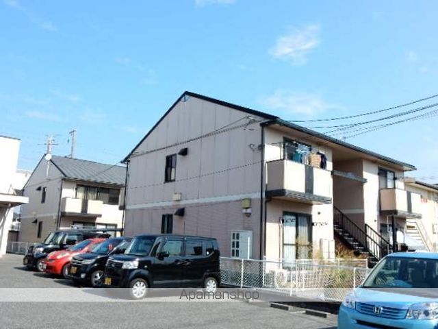 ファミールパレス B棟の外観写真