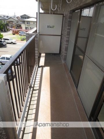 ベルシャイン竹原B棟の内装写真
