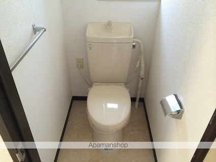 フレグランス六本木[2DK/36.72m2]のトイレ