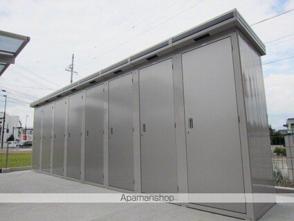 ルミエール青木島[2LDK/54.18m2]の共用部1