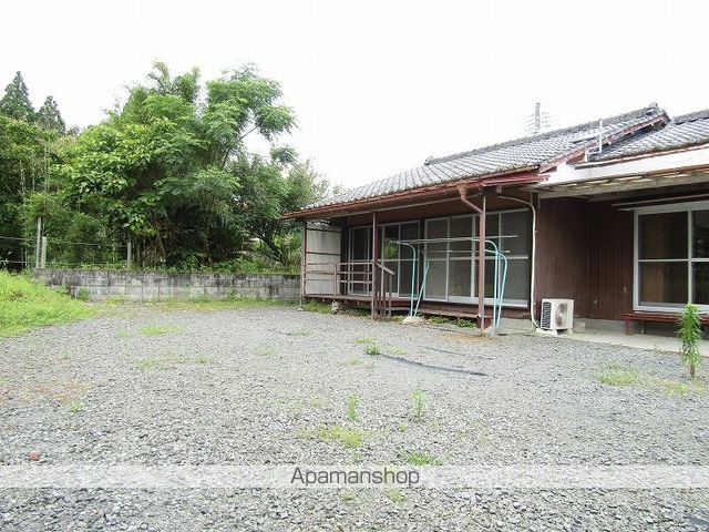 小林市 1階建 築53年の外観写真