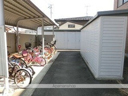 パルテール泉[2LDK/56.59m2]の共用部3