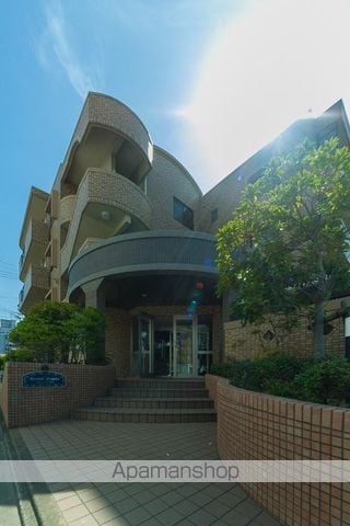 アルカンシェル長丘の玄関写真