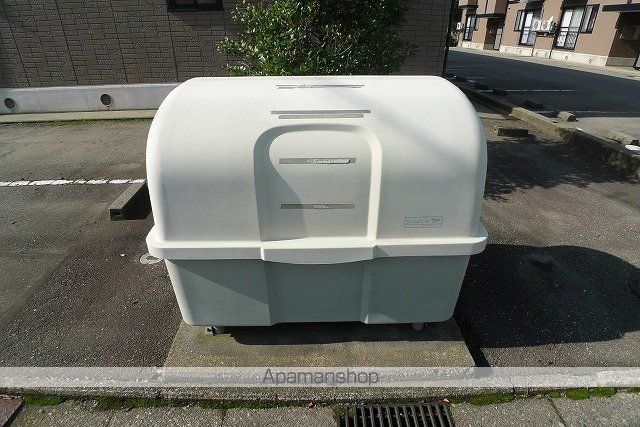 アン リヴィエールの外観写真