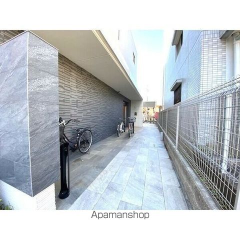 グランシオン本郷の外観写真